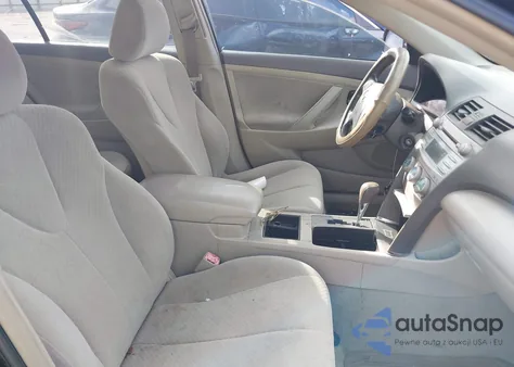 2009 Toyota Camry Base z USA, uszkodzony, nr VIN 4T4BE46K49R071672